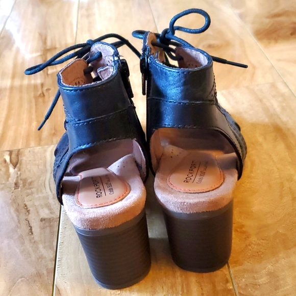 Rockport Heel Sandal - Picture 2 of 5